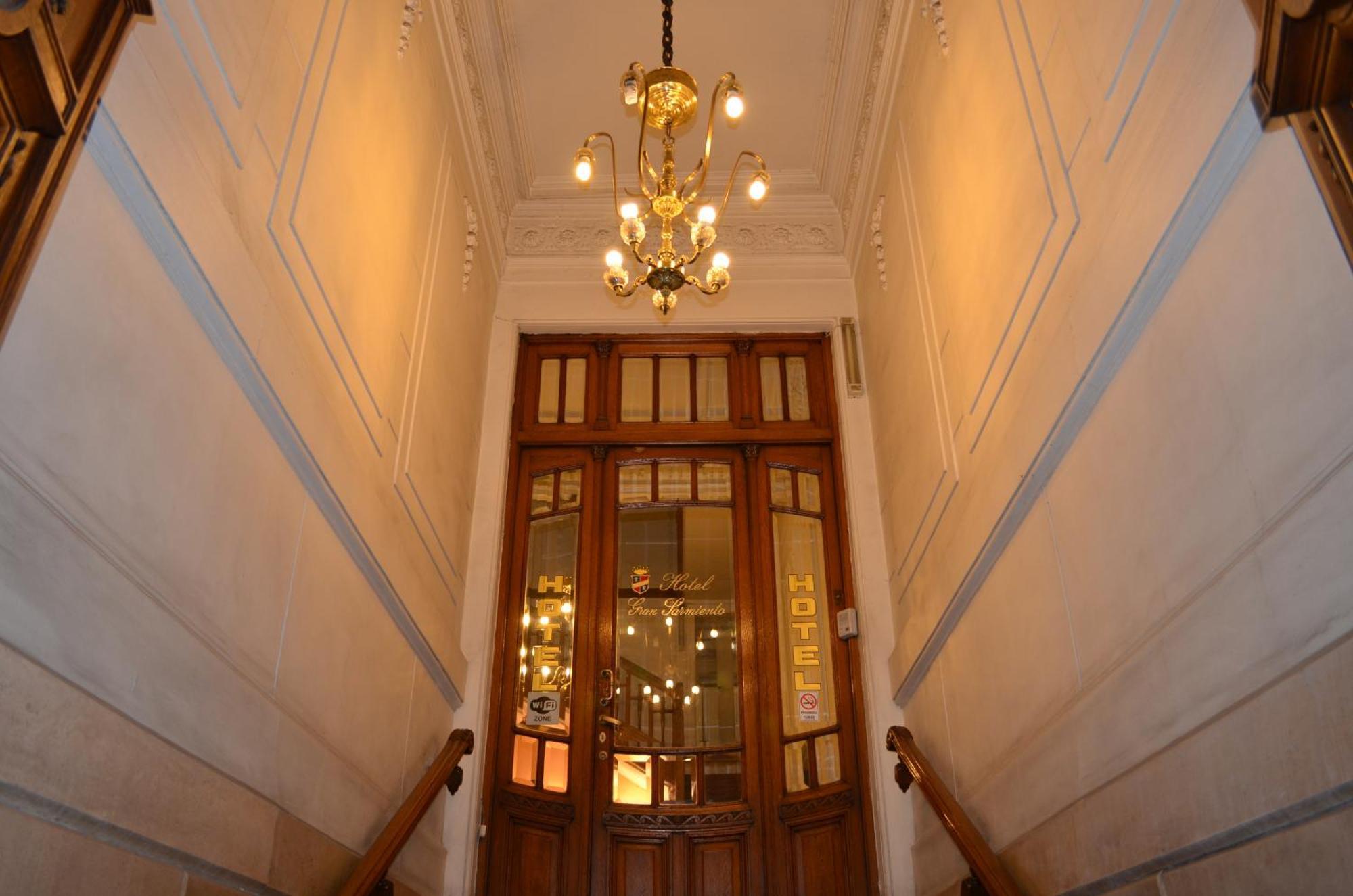 בואנוס איירס Hotel Gran Sarmiento מראה חיצוני תמונה